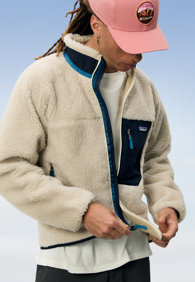 Patagonia - CLASSIC RETRO - Fleecejacke - natural, Vergrößern
