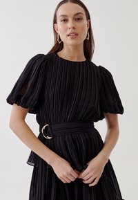 TUSSAH STARLA - Dnevna obleka - black