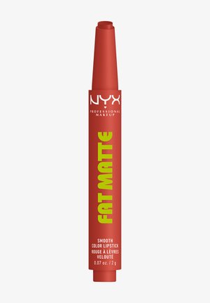 Rossetto rosso opaco liscio NYX Professional Makeup Fat Matte, in una forma sottile e retrattile, 0,07 oz / 2 g.