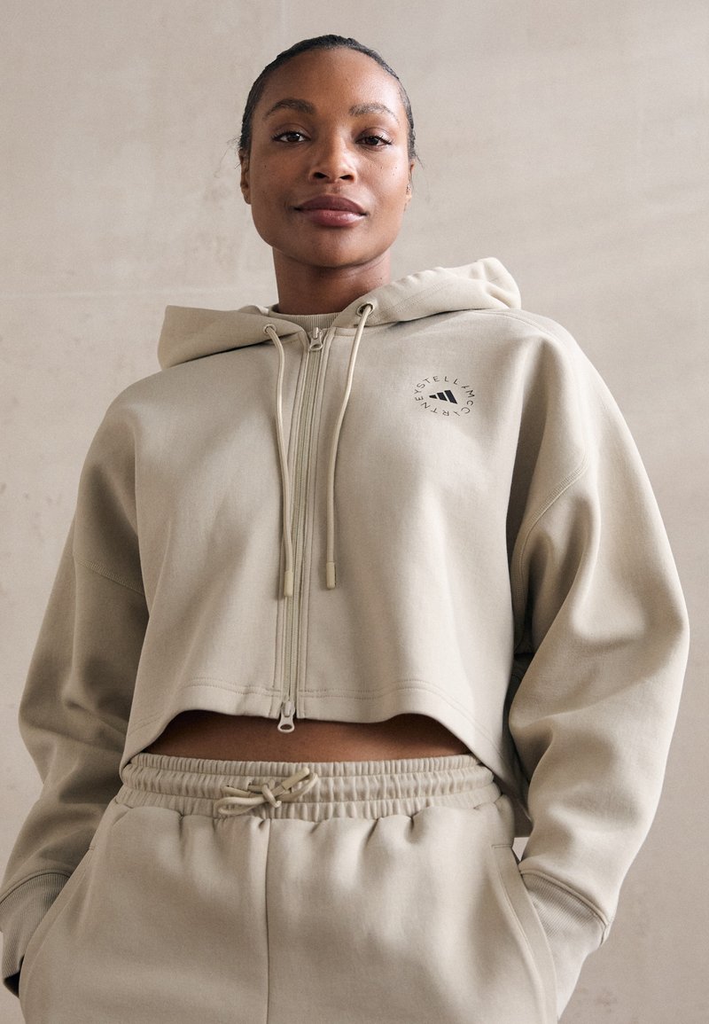 adidas by Stella McCartney HOODIE - Mikina so zipsom - desert sand