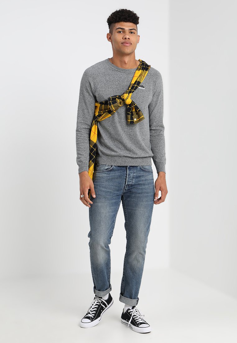 Superdry Trui ash grey grit Zalando.nl Superdry Trui cannery red grit Zalando.nl