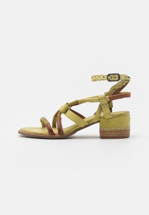 Sandaler - green