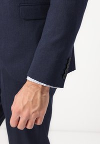 Isaac Dewhirst NOTCH SLIM SUIT - Κοστούμι - dark denim