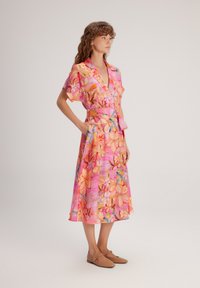 adL - Sukienka koszulowa