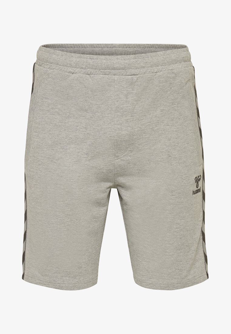 Shorts gris clair en tissu doux, avec des rayures sur les côtés et un logo sur le devant. Taille élastique pour un confort optimal et un ajustement parfait.