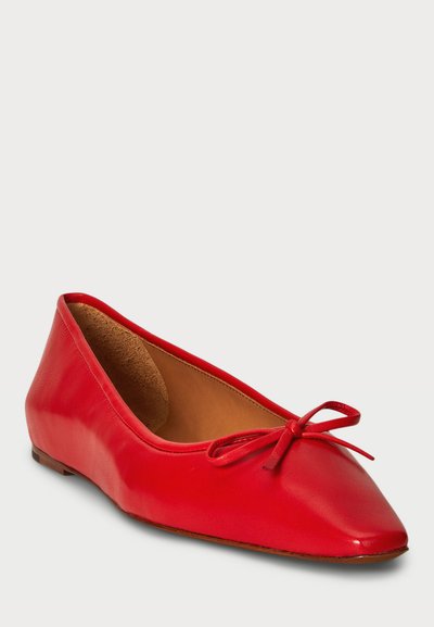 Polo Ralph Lauren POINTED LEATHER BALLET FLAT - Balerīnas laiviņas - ruby