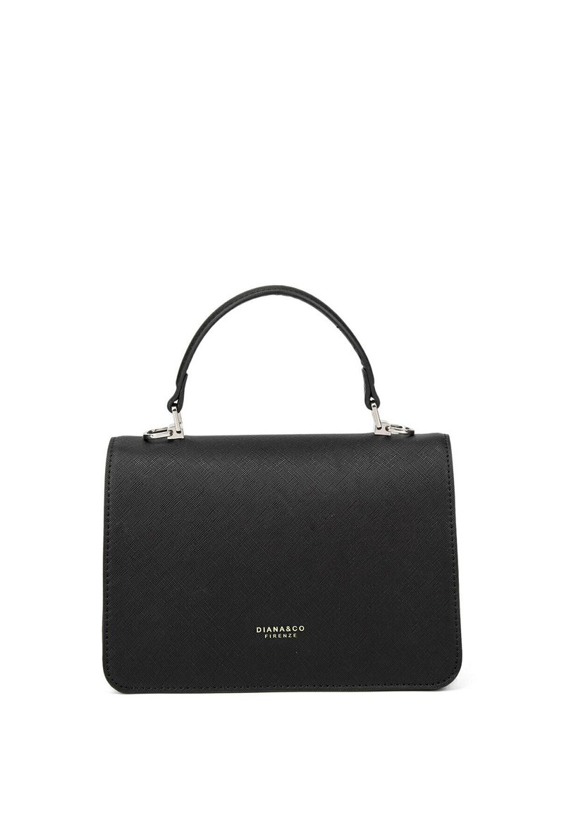 Borsa a tracolla in finta pelle nera con una forma strutturata, manico superiore, finiture in argento e un sottile motivo testurizzato. Dettagli del logo dorato sulla parte anteriore.