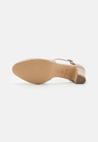 Tamaris Pumps - nude