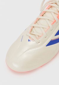 adidas Performance COPA PURE UNISEX - Scarpe da calcio per terreni duri - off white/lucid blue/signal coral