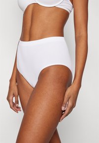 Even&Odd HIGH WAIST RIBBED BRIEFS 3 PACK - Nohavičky/Slipy - green/white