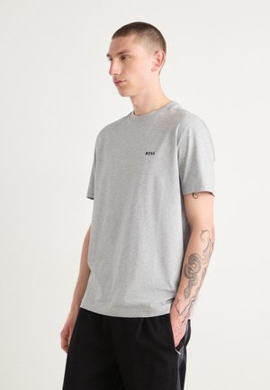 - T-shirt basic