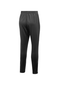 Schwarze Sporthose aus leichtem Material, mit schmal zulaufendem Bein, elastischem Bund und seitlichen Schlitzen am Saum.