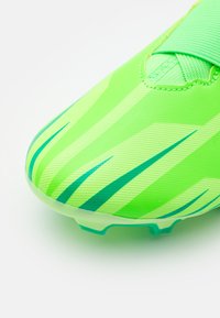 Nike Performance Botas de fútbol con tacos - green strike/black/stadium green