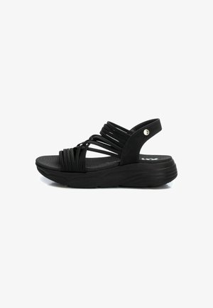 XTI, Sandalias con plataforma - black