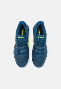 ASICS GEL-RESOLUTION 9 - Vairāku kortu tenisa apavi - mako blue/safety yellow