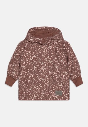 Dziecięca fioletowa kurtka z kapturem, ozdobiona jasnoróżowym wzorem ptaków i liści, zapinana na zatrzaski, z ściągaczami na rękawach.