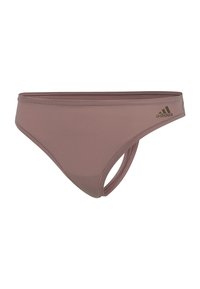 Bas de bikini Adidas dans une couleur mauve douce, avec un tissu lisse et extensible, une couverture minimale, et un accent logo en teinte dorée.