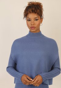 Apart SET - T-shirt basic - mittelblau