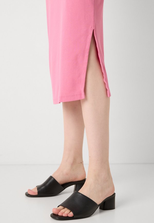 ELIRA - Jersey dress - open purple4