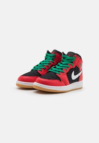 Jordan AIR 1 MID SE UNISEX - Scarpe da basket - black/fire red/white/malachite
