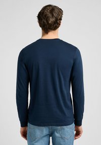 Lee WOBBLY TEE - REGULAR FIT - Langarmshirt - rivet navy