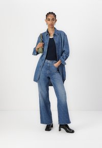 Tommy Jeans CLAIRE - Jeans Relaxed Fit - denim dark