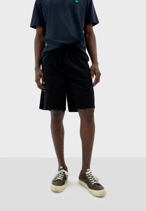 HENRY - Shorts - black