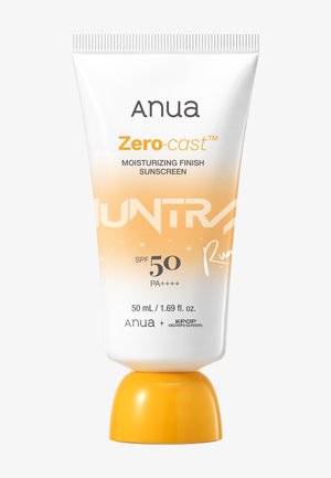 Tube de crème solaire marqué Anua Zero-cast finition hydratante, SPF 50 PA++++, 50 ml, avec dégradé blanc et orange et bouchon jaune.