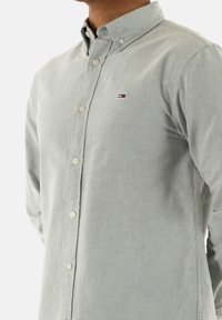 Thumbnail Image 4