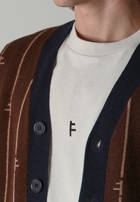 Former FUSE CARDIGAN - Cardigan - chocolate/navy