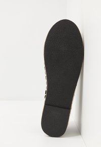 Even&Odd 2 PACK  - Alpercatas - black/white