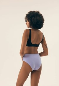 Henderson NANSA szary