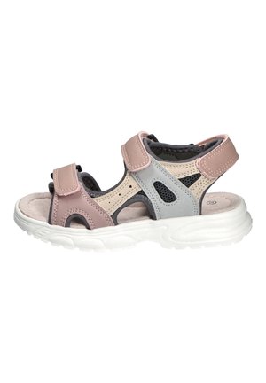 Jasnoróżowa i szara sandałka z odkrytymi palcami, regulowanymi paskami na rzepy i amortyzowaną białą podeszwą do codziennego użytku na zewnątrz.