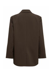 Blazer marron avec un col cranté, coupe droite et manches longues. Le tissu semble lisse avec une coupe ajustée et un minimum de détails.