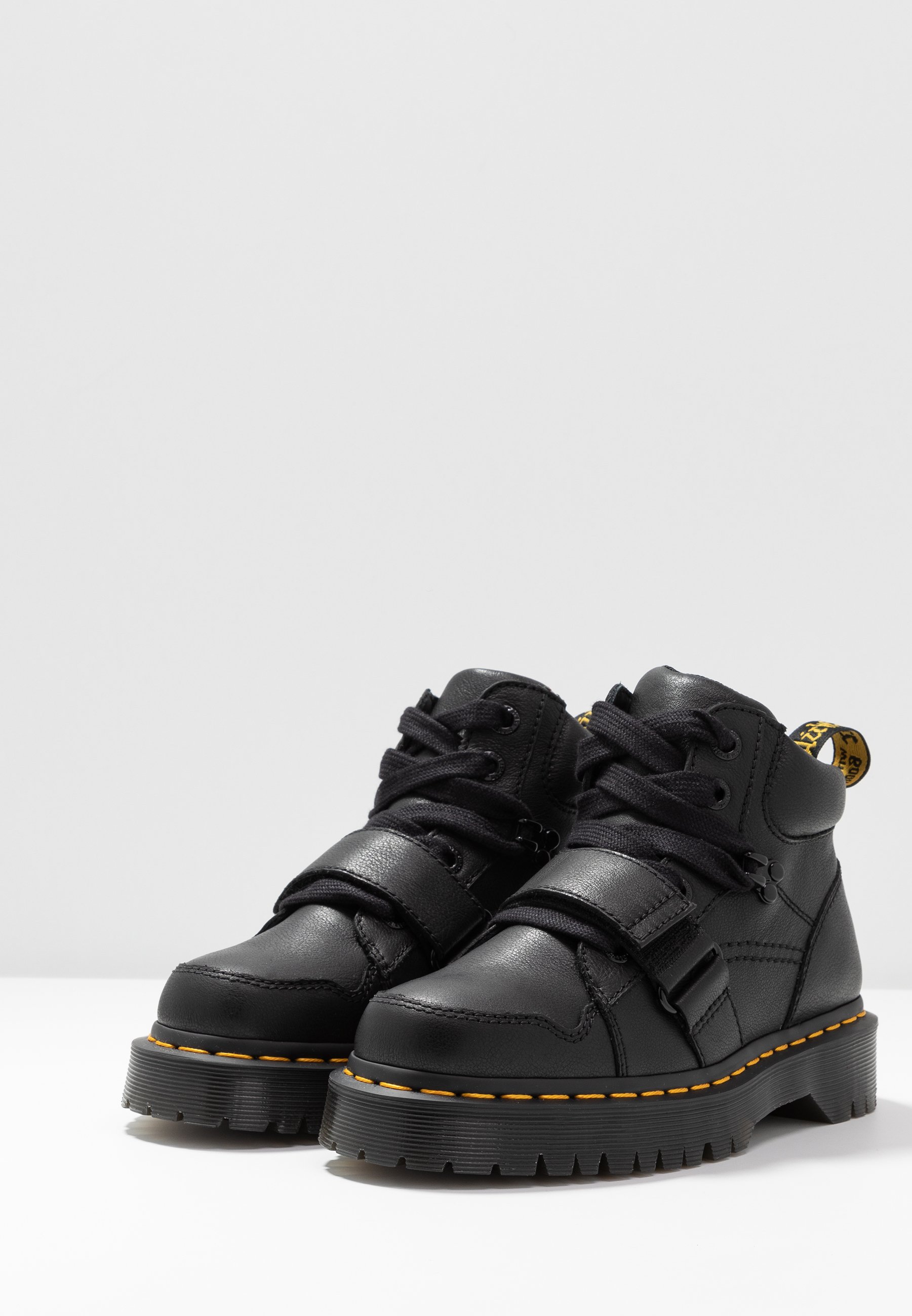 dr martens zuma suede