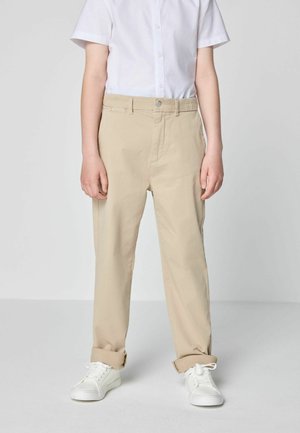 Clarks, REGULAR FIT - CHINO TROUSERS . - Nohavice chinos - stone