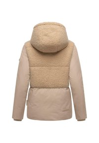 Beige geïsoleerde jas met een gestructureerde, bruine fleece bovenkant, een gladde onderkant en een capuchon met een omslagmanchet.