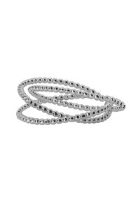 Bracciale in argento con tre filamenti intrecciati, caratterizzato da una forma rotonda uniforme e una superficie lucida e riflettente.