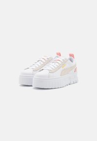 Puma MAYZE GENTLE - Joggesko - white/rose dust