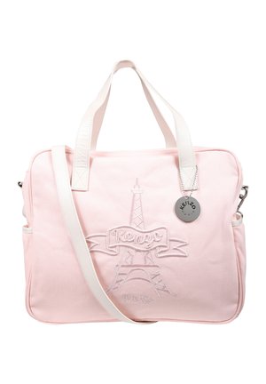 Borsa in tela rosa con accenti in pelle bianca, caratterizzata da una Torre Eiffel ricamata e un'etichetta con logo. Progettata con doppi manici e una tracolla.