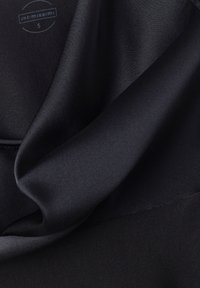 Intimissimi Linne - black