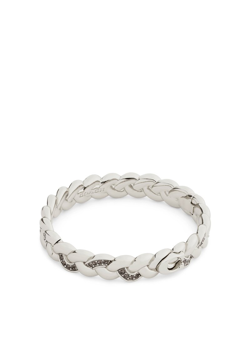 Silvertonad flätad armband med släta länkar med en texturerad yta och inlagda rhinestones som accent.