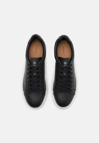 GANT MC JULIEN - Sneaker low - black