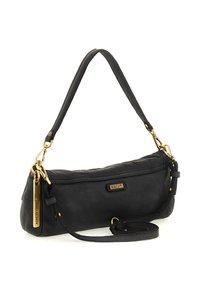 Borsa a tracolla in pelle nera con una lunga tracolla, dotata di hardware dorato, forma rettangolare e finitura testurizzata. Include un'etichetta metallica con la scritta "Made in Italy."