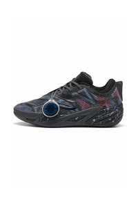 Scarpe sportive con una tomaia in rete nera, un motivo a spruzzo colorato e dettagli texture. Presentano lacci neri e un'etichetta circolare sul lato.