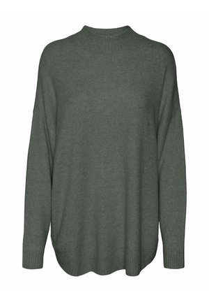 Maglione verde lavorato a maglia con collo alto, vestibilità comoda, spalle scese e polsini a costine. Texture morbida, orlo arrotondato.