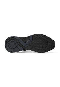 Semelle de chaussure en caoutchouc noir avec un motif de bande de roulement texturé, des accents de design circulaires et une construction en matériau durable et flexible.