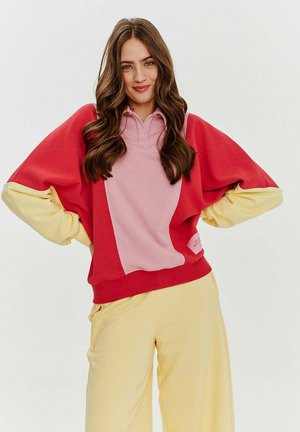 - Bluza
