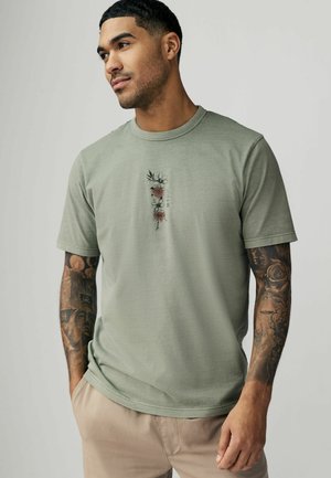 Next GRAPHIC - Marškinėliai su spaudiniu - green tattoo print