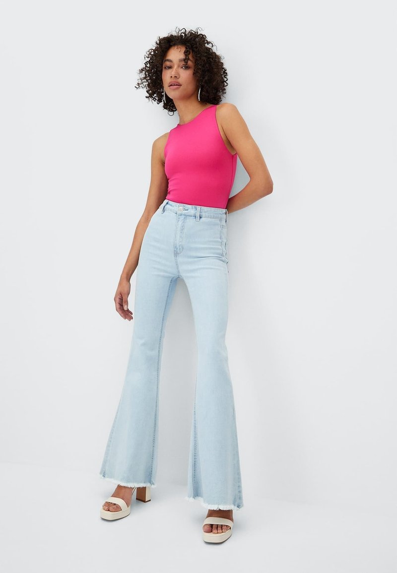 Damen T-Shirts | Stradivarius NECKHOLDER Top neon pink/neonpink - WX97826 Damen T-Shirts | Stradivarius NECKHOLDER Top neon pink/neonpink - WX97826